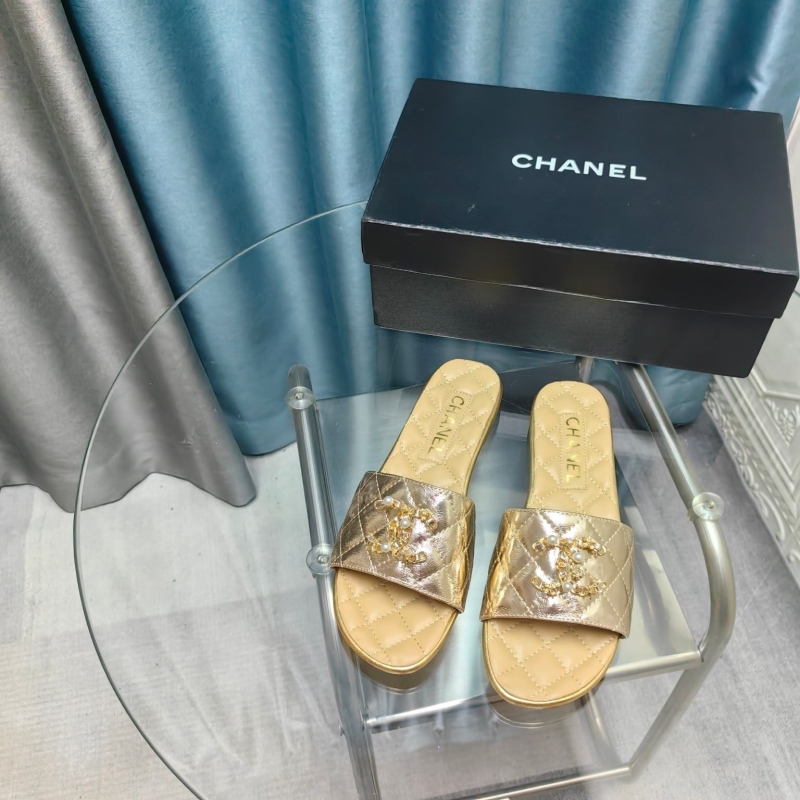 Ch*el slippers